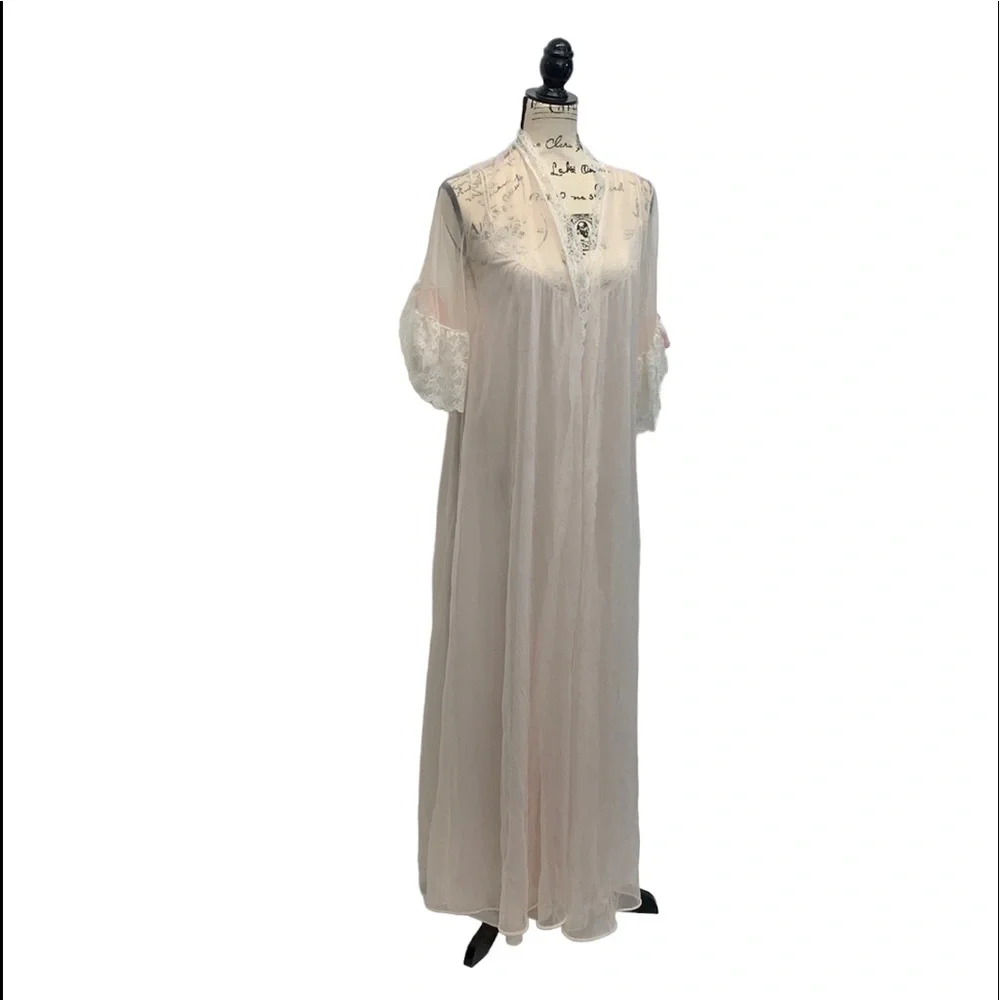 Vintage Val Mode Pink White Peignoir Gown 2 PCS SHEER Nightgown Robe Size Petite